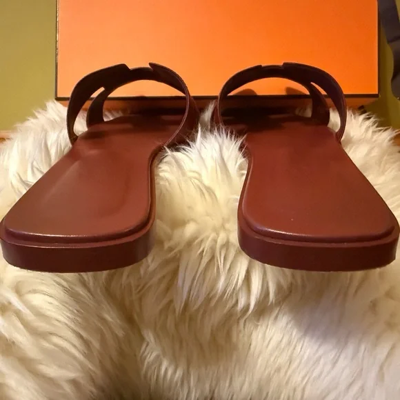 AUTHENTIC❗️Hermes Rouge H Oran Sandal - Picture 5 of 13